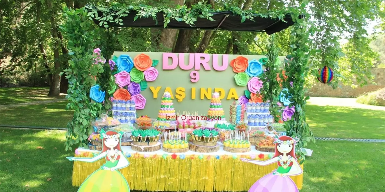 ulubey-dogum-gunu-organizasyonu-ulubey-palyaco-ulubey-organizasyon-ulubey-ucan-balon-izmir-organizasyon